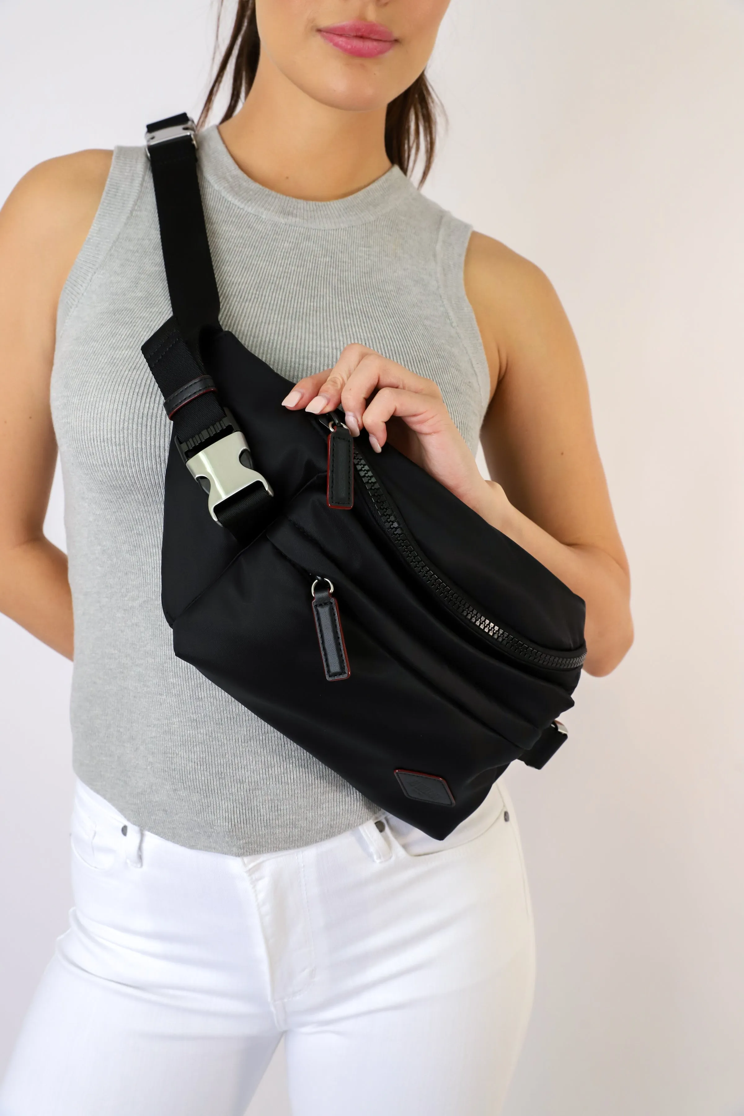 Bleecker Convertible Sling