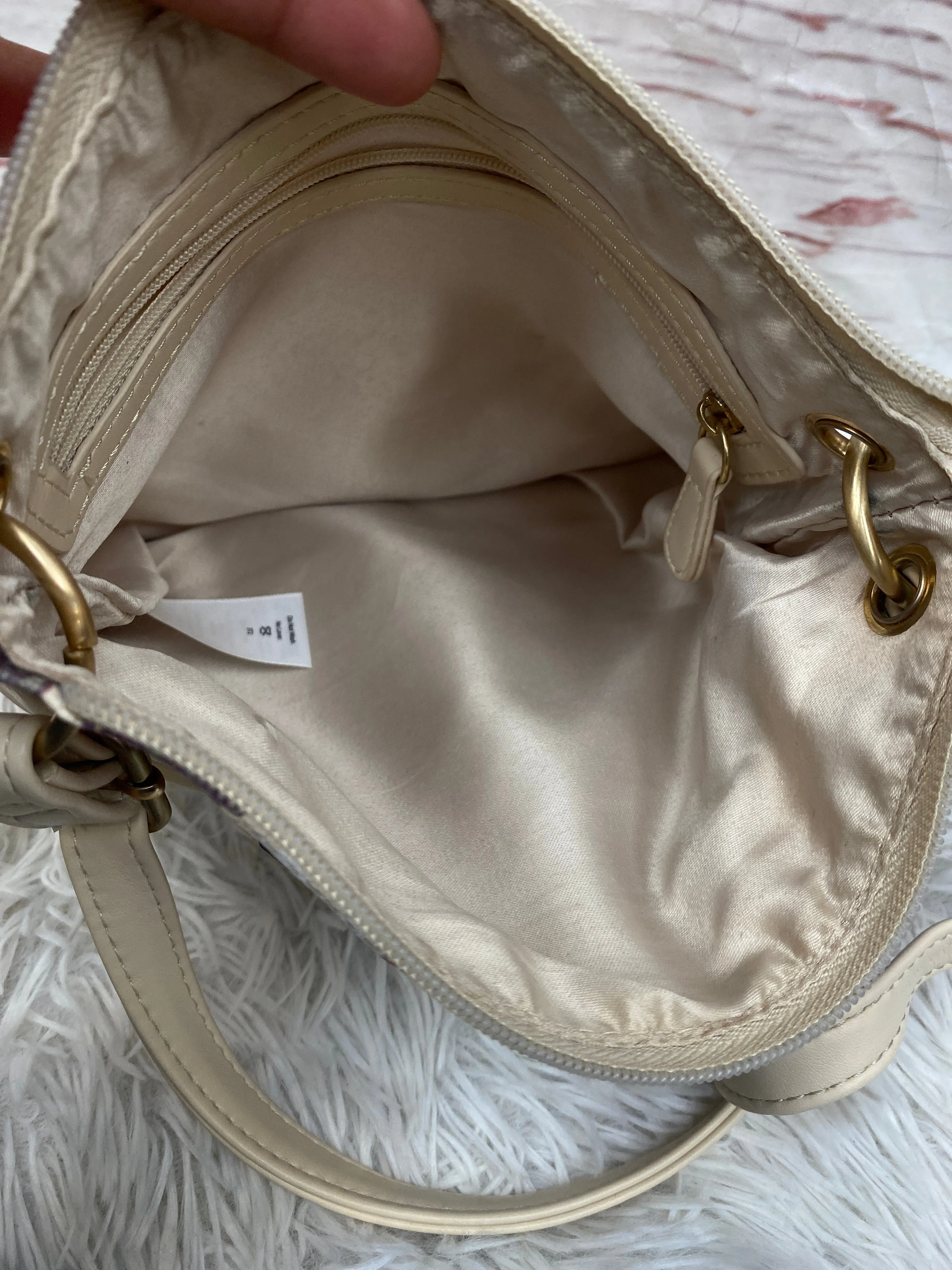 Crossbody By Clothes Mentor  Size: Small