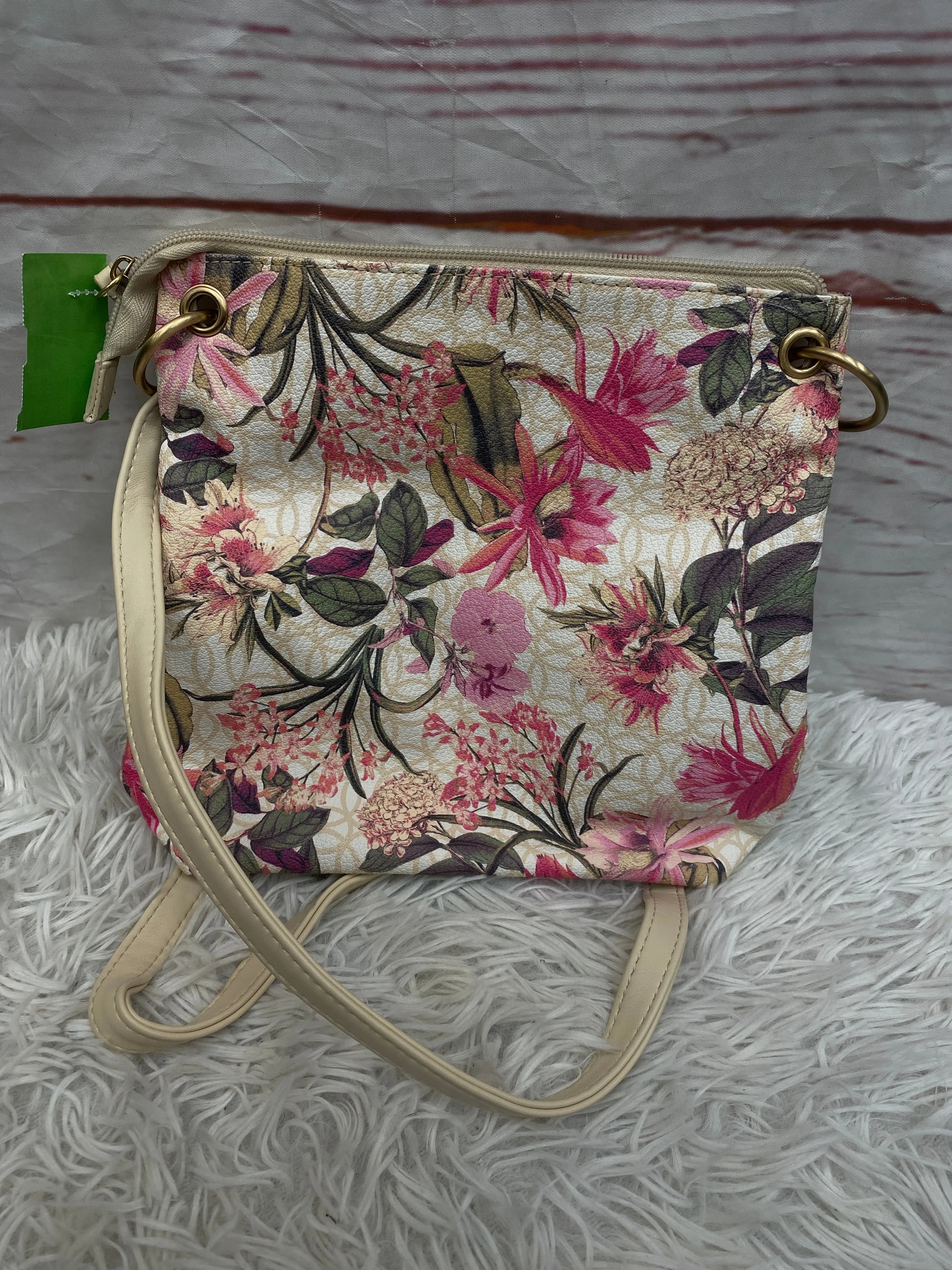 Crossbody By Clothes Mentor  Size: Small