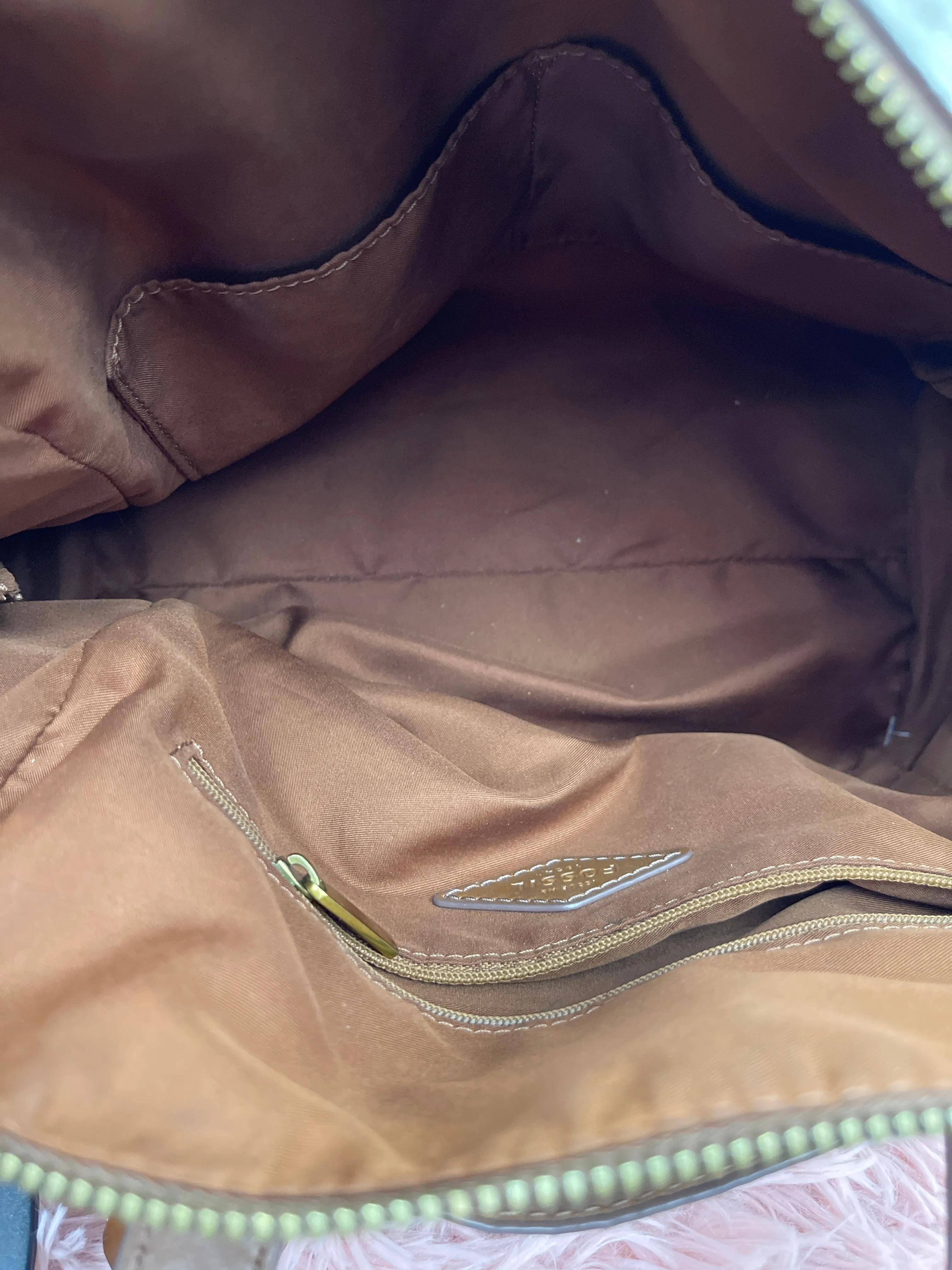 Crossbody By Fossil  Size: Small