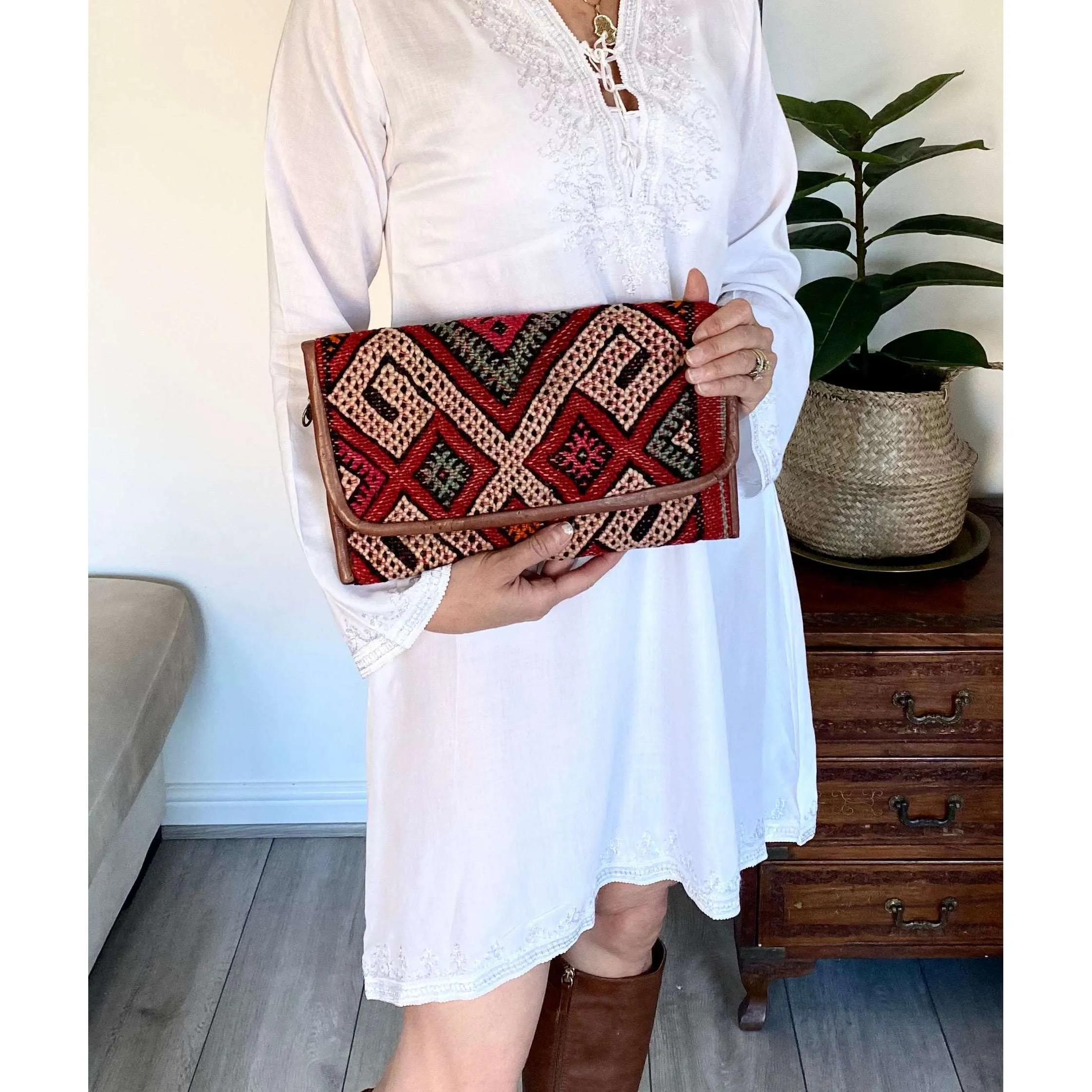 Moroccan Red Multi Colour Kilim Hand Clutch no. 4