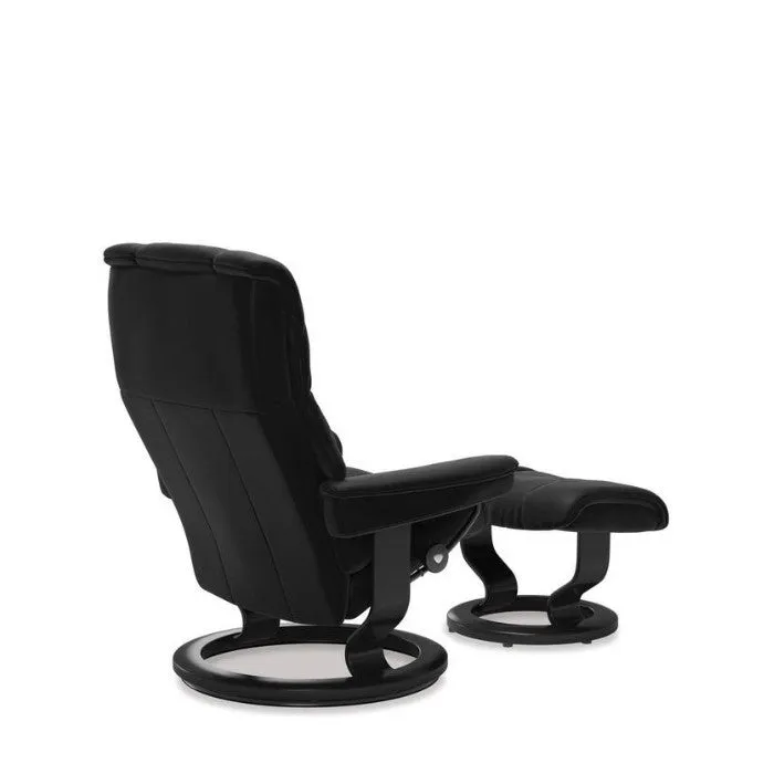 Stressless® Mayfair Medium Leather Recliner - Classic Base (Paloma Black)